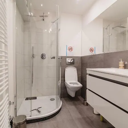 1 Eg Apartmán Ratingen